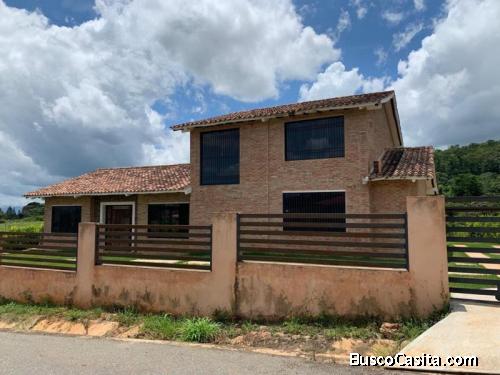 Casa En Venta Safari Ranch, Valencia. MR19-27