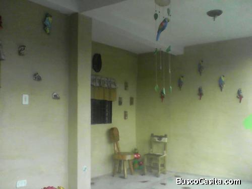 CASA MÓDICA FRENTE A KROMI/SAN FELIPE-YARACUY