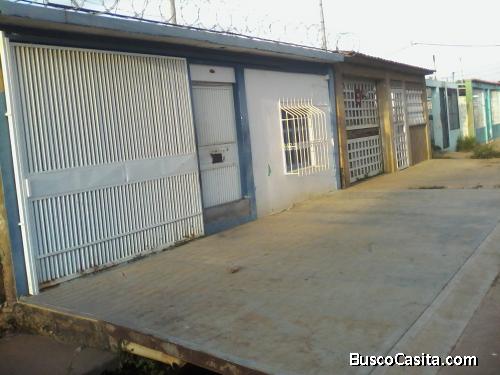 CASA EN VENTA PRECIO NEGOCIABLE 