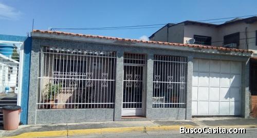 SKY GROUP VENDE Casa en Urb. Parque Residencial Araguaney