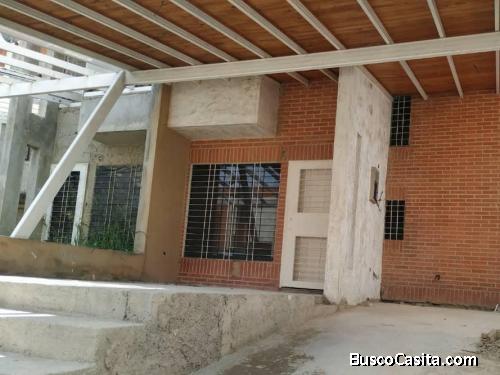 Towh House en venta en San Diego de Super Oportunidad 