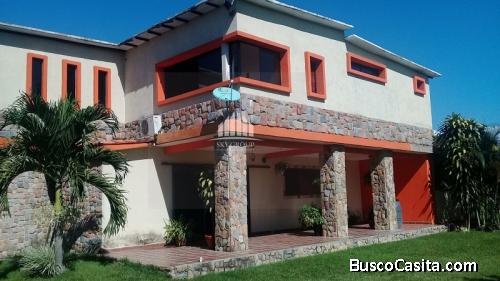 Skygroup vende hermosa casa en safari carabobo