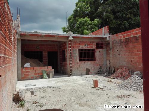 Vendo casa en Construccion