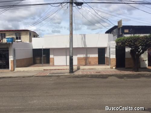 CASA  Y LOCAL COMERCIAL EN FUNDALARA BARQUISIMETO