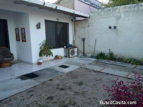 Espectacular casa de 3 habitaciones  y 2 baños  