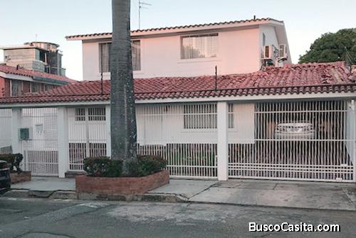 Yamily Ochoa Vende Casa en Calle Cerrada Urb. La Viña - YCS3