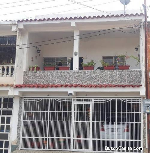 Zoraida Araujo Vende Casa en La Esmeralda San Diego