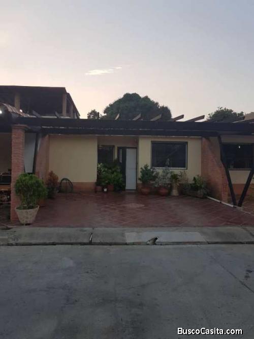 Zoraida Araujo Vende Casa en San Diego