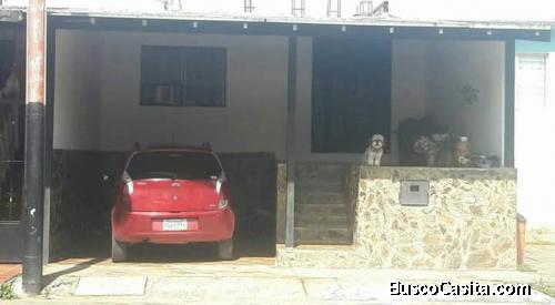 CASA EN BARINITAS, URB. EL PARAISO