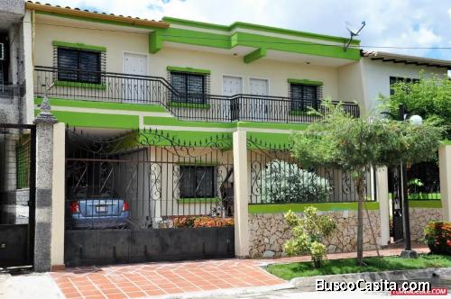 CASA CONJ VILLA CONSTANZA