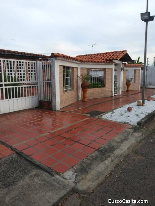 CASA EN ALTO BARINAS SUR