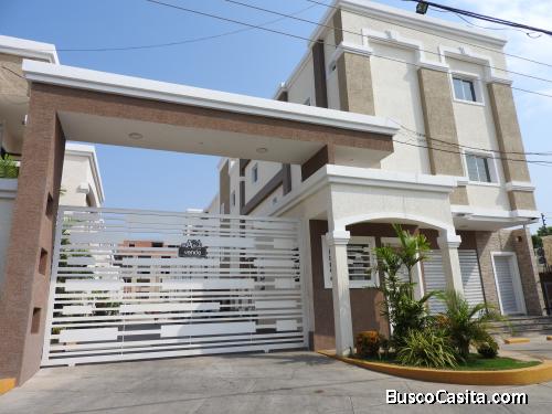 APARTAMENTO 100m2 RES. VILLA DORAL - TORRE DALLAS