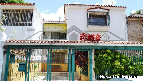 Camargo & Guevara Bienes Raíces Vende Quinta en Coracrevi, Baruta
