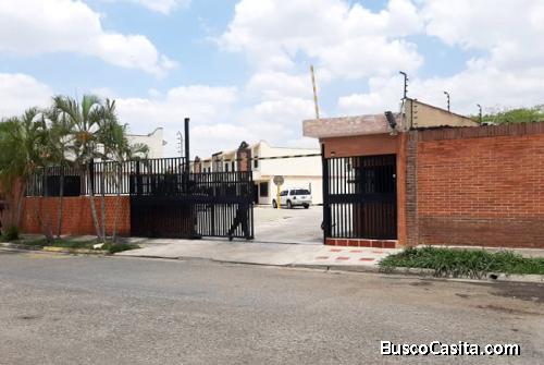 Rosangela Mendoza Vende Townhouse Urb. Tazajal Naguanagua - RTH8