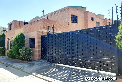 Se Vende Townhouse 125 M2 Urb. Manantial en Naguanagua - RTH7