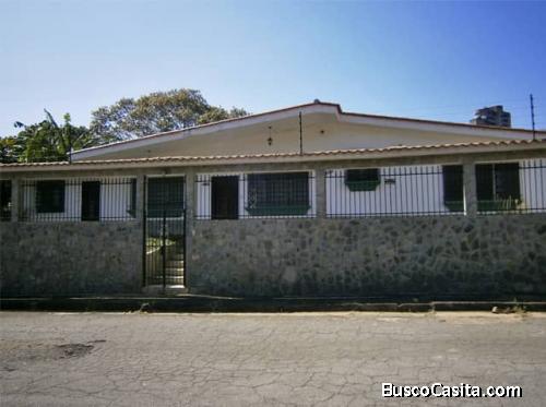 Espaciosa casa 520m2 en Lomas del Este, Valencia