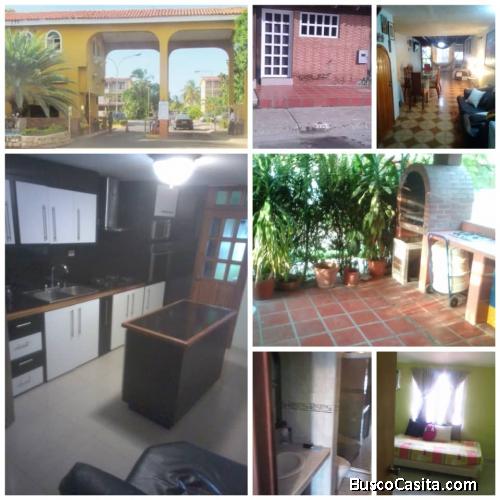 Casa en Puerto Morro, 4 Habitaciones, 3 Baños, Sala, Cocina,Comedor, Parrillera, Tanque de agua