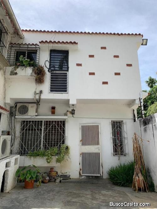 SKY GROUP PLATINUM VENDE Casa en Sabana Larga. 