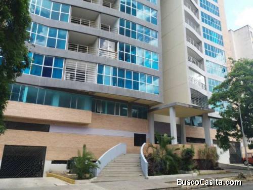 SKY GROUP PLATINUM VENDE PentHouse en Sevilla Real, Sábana Larga