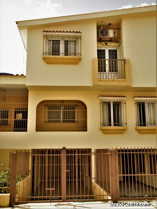 SKY GROUP Vende Apto-Quinta actualizada en Trigal Norte