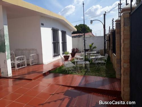 Venta de Casa en Urb. Las Lomas, Maracaibo