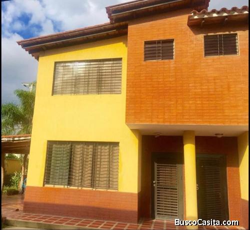 Town House En Urb. Manantial Foth-166