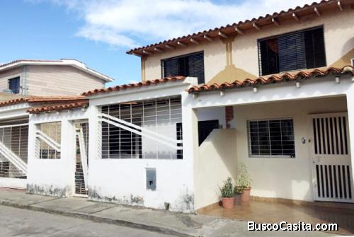 Rosangela Mendoza Vende Casa Villas de las Caracaras San Diego - RCS20