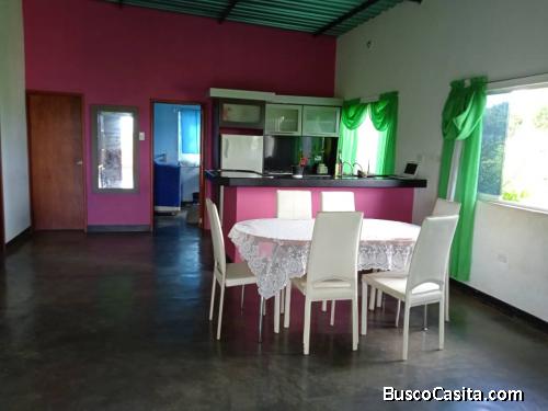 Vendo comoda casa