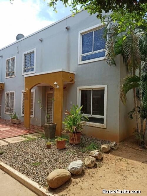 Casa venta Maracaibo camino de la lagunita primera etapa 25 1120