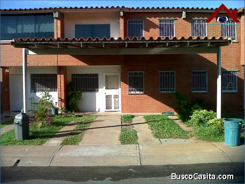 Acogedor Townhouse para tu  nueva familia.