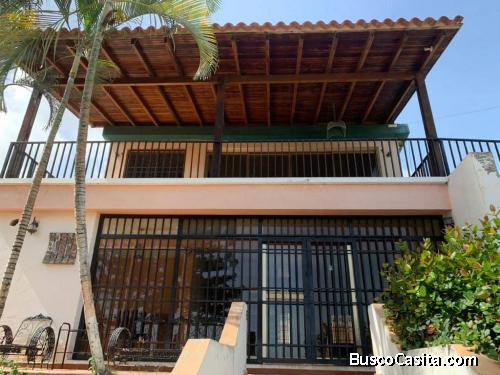 CASA/QUINTA URBANIZACIÓN CARIBE/VARGAS/LA GUAIRA