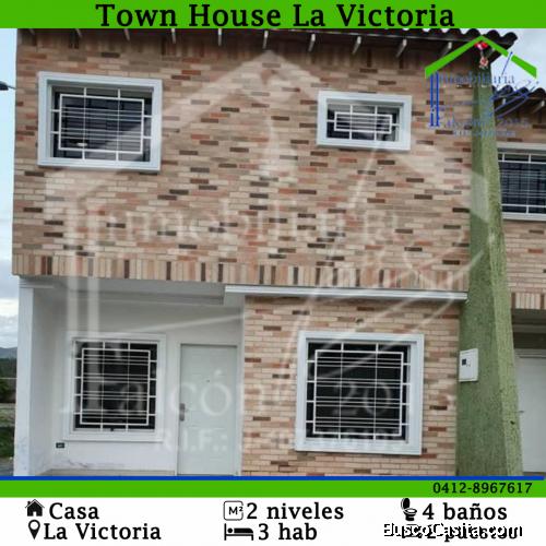 Moderno Town House, en Conjunto Privado Altos de la Floresta La Victoria, Aragua