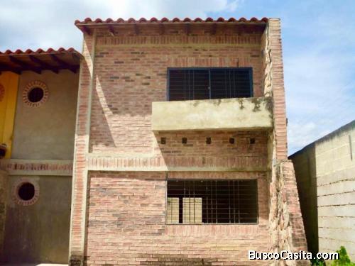 SKY GROUP PLATINUM VENDE TownHouse Trigal, San Diego