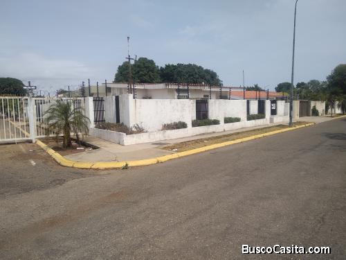 Casa Urb. Los Olivos, 822mtrs2