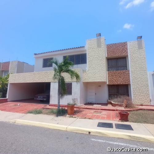 Casa venta Maracaibo Villa los naranjos 220421