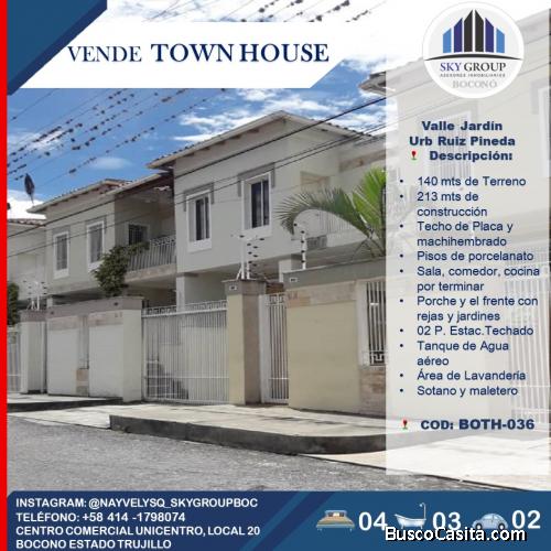SKY GROUP VENDE TOWN HOUSE EN URB. VILLAS JARDIN
