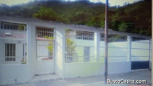 CASA EN VENTA 