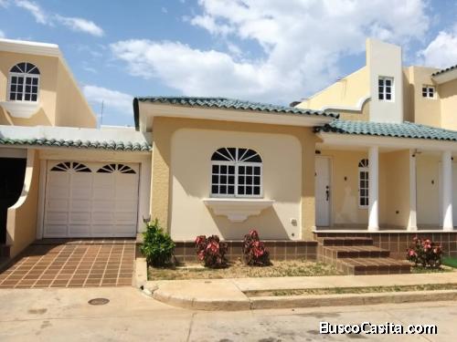 Bella CASA  Maracaibo Zona Norte Lago Country III