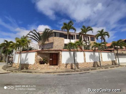 Casa en venta Los Samanes EQ21-25553