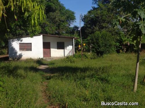 Terreno Estado Miranda con 3024,00 met una vivienda en construida  antigua y una en plena construcc