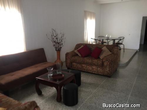 Se Vende amplia y cómoda casa, Sector San Miguel