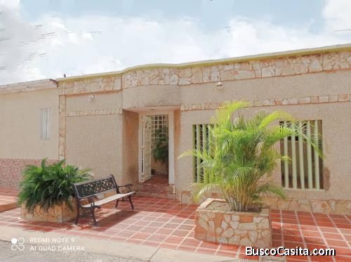 Vende Casa Urb. San Rafael