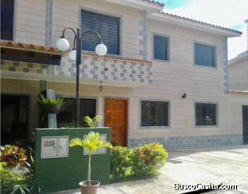 VENTA TOWN HOUSE EN RESIDENCIAS TERRANOSTRA, SAN DIEGO