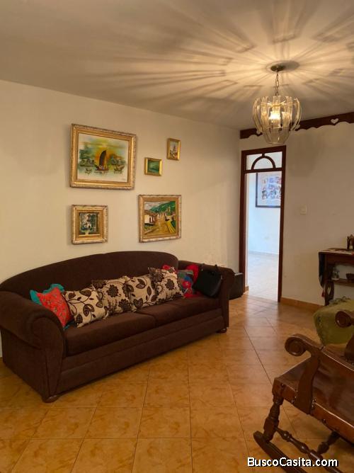 En  Venta bella casa Urb. Villa Delicias