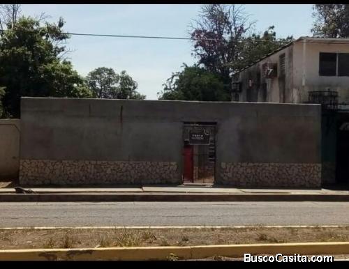 VENDO CASA EN LA URBANIZACIÓN LA TRINIDAD