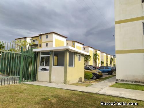 Se Vende Apartamento en el Conj. Res. Senderos. Cod.: Foa-1975