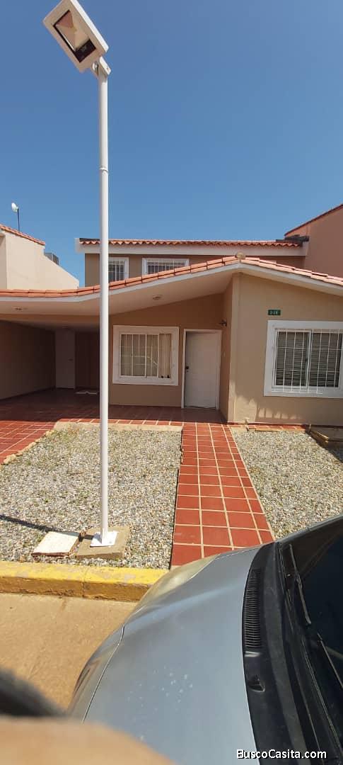 Casa venta Maracaibo Caminos del Doral 7122