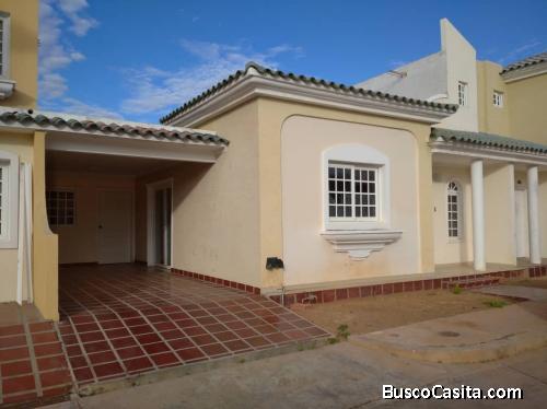 Casa Venta Maracaibo  Oasis Country 3 140122