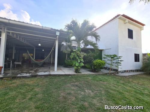 Mariano Urbina Vende casa Tocuyito Res la Esperanza FOC-1144