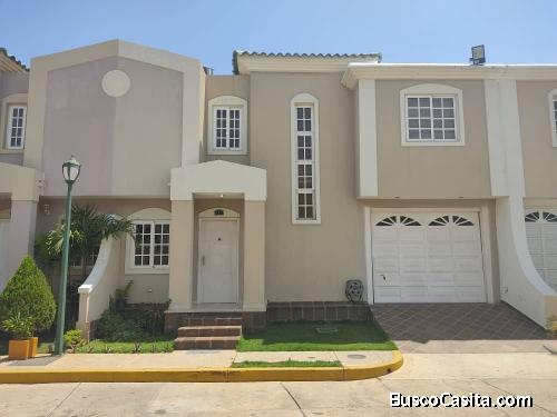 Casa venta Maracaibo Villa lago country 3 9322